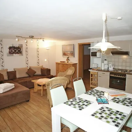 Apartment Fuer Vier Personen *